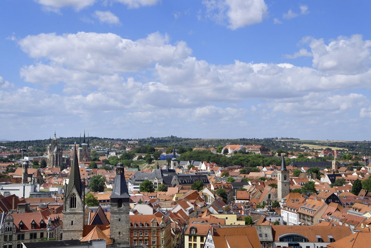 Imageaufnahme über den Dächern Erfurts